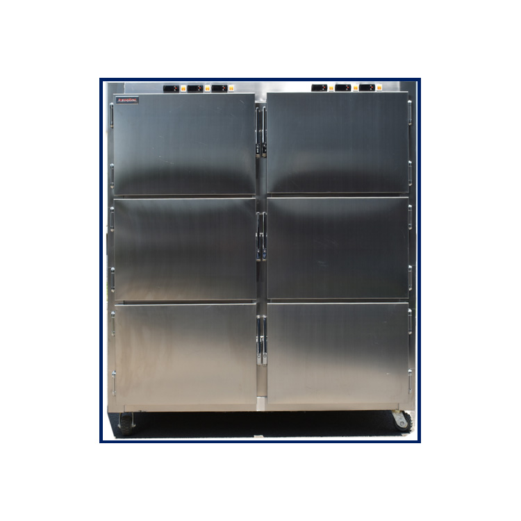 Під час зберігання тіл у лікарняних моргах, яку температуру повинна підтримувати система охолодження, щоб забезпечити як збереження, так і енергоефективність?